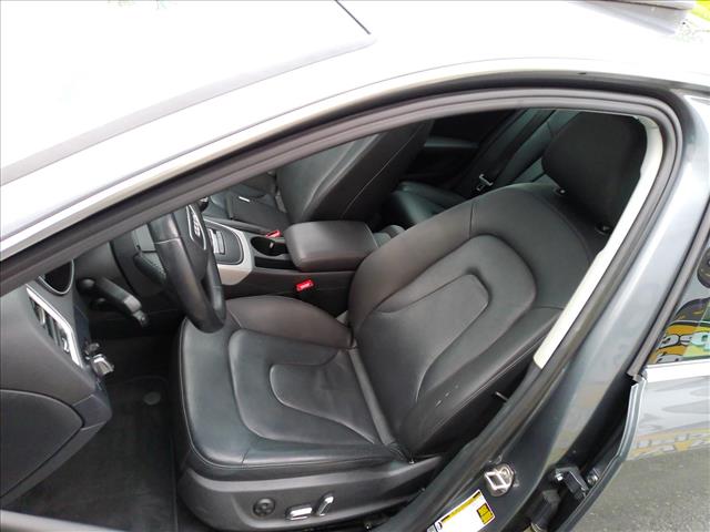 2015 Audi A4 6spd MANUAL Premium Plus RARE:10479