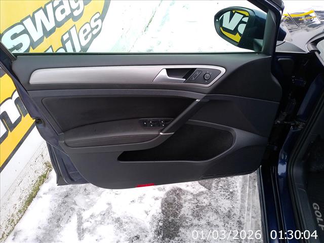 2015 Volkswagen Golf S 5spd Tsi Sunroof:10436