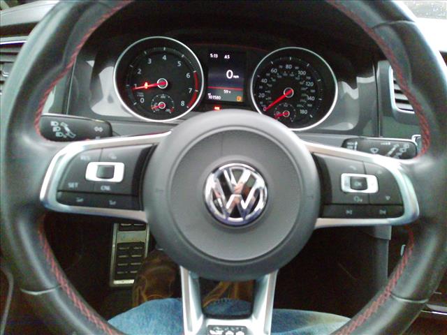 2017 Volkswagen Golf GTI SE 6spd Manual:10453