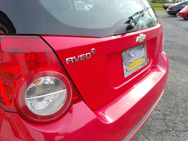 2011 Chevrolet Aveo LT Auto 12 Years Female Adult:10481