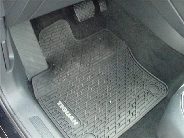 Photo of 2020 Volkswagen Tiguan SEL 4 Motion All Wheel Drive in Waterloo, NY - 8,  2020 Volkswagen Tiguan SEL 4 Motion All Wheel Drive:10355