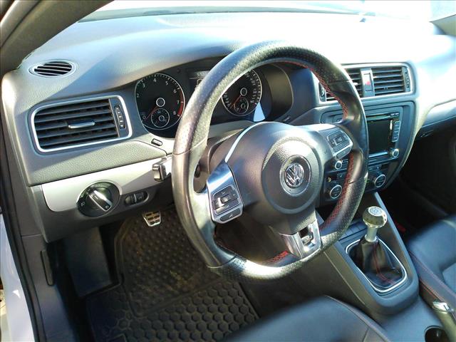 2013 Volkswagen Jetta Gli 2 Liter 6 Sspd MANUAL RARE:10464