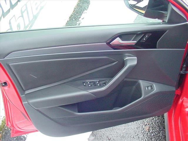 2019 Volkswagen Jetta 35th Anniversary GLI Manual:10420