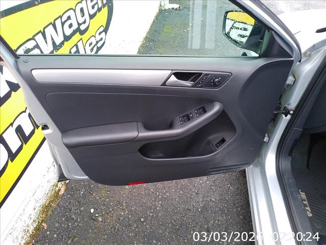 2015 Volkswagen Jetta SE 5spd Manual 1 8l Turbo:10454