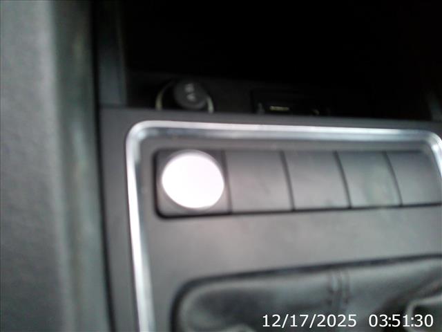 2017 Volkswagen Jetta SE Manual:10432