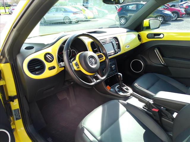 2014 Volkswagen Beetle 2.5L Automatic Sunroof:10473