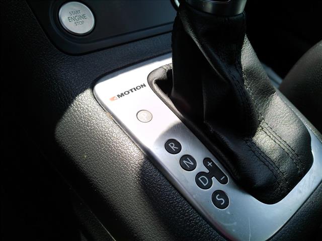 2016 Volkswagen Tiguan S4 Motion All Wheel Drive:10519