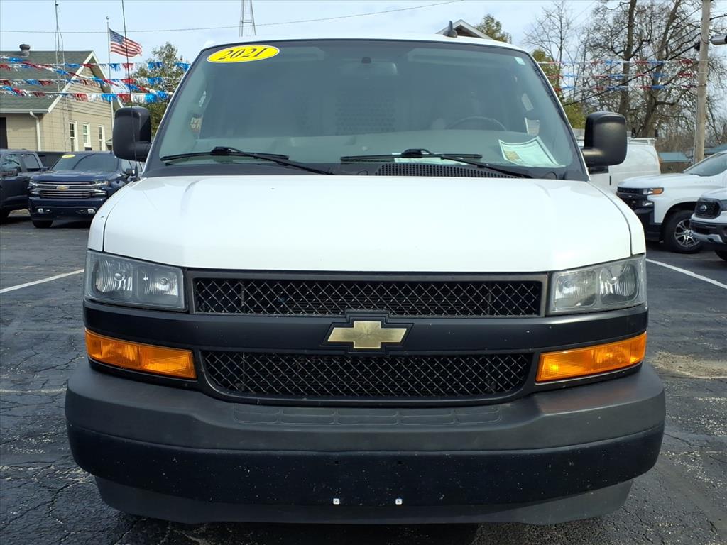 Used 2021 Chevrolet Express Cargo Work Van with VIN 1GCWGAFP1M1200577 for sale in Knox, IN