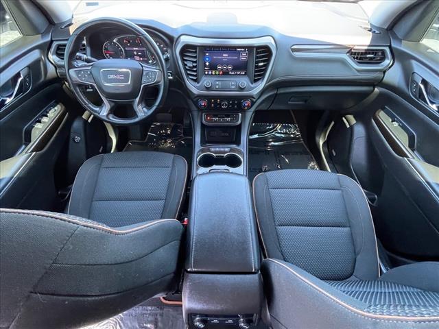 2022 GMC Acadia AT4
