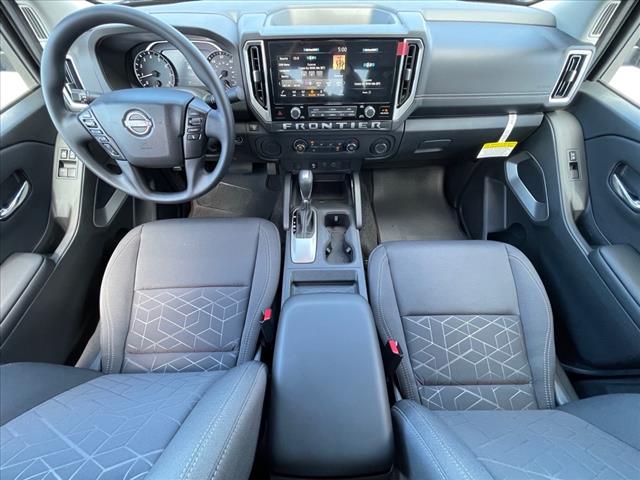 2025 Nissan Frontier AUTO