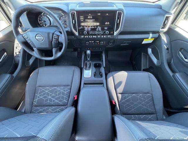 2025 Nissan Frontier AUTO