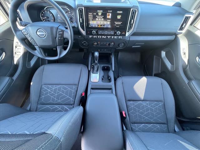 2025 Nissan Frontier AUTO