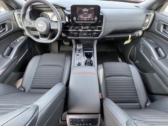 2025 Nissan Pathfinder AUTO