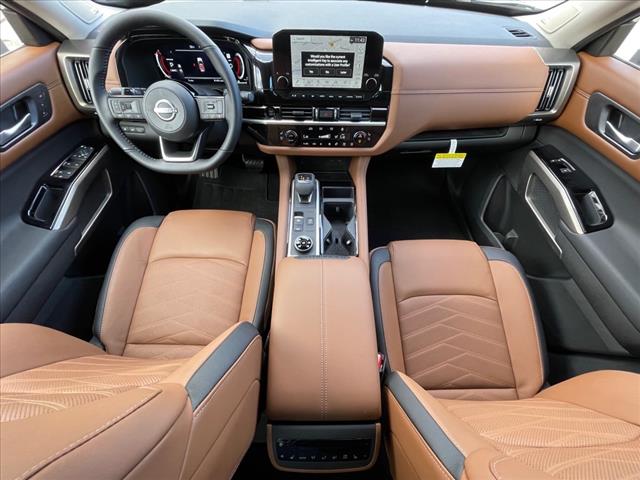 2025 Nissan Pathfinder AUTO