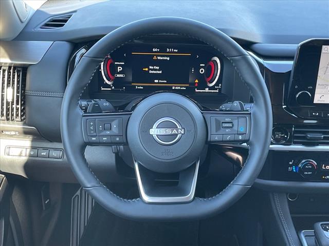 2025 Nissan Pathfinder AUTO