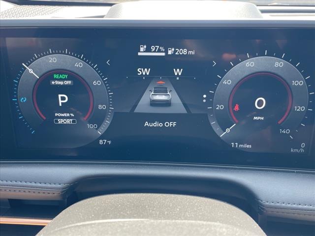 2025 Nissan Ariya AUTO