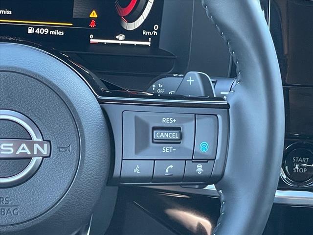 2025 Nissan Pathfinder AUTO