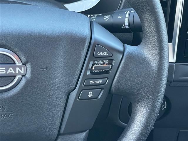 2025 Nissan Frontier AUTO