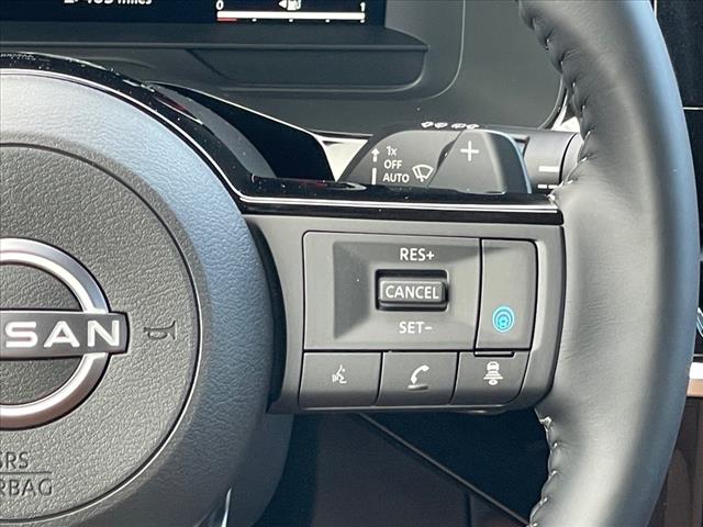 2025 Nissan Pathfinder AUTO