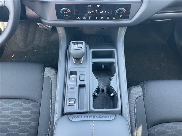 2025 Nissan Pathfinder AUTO
