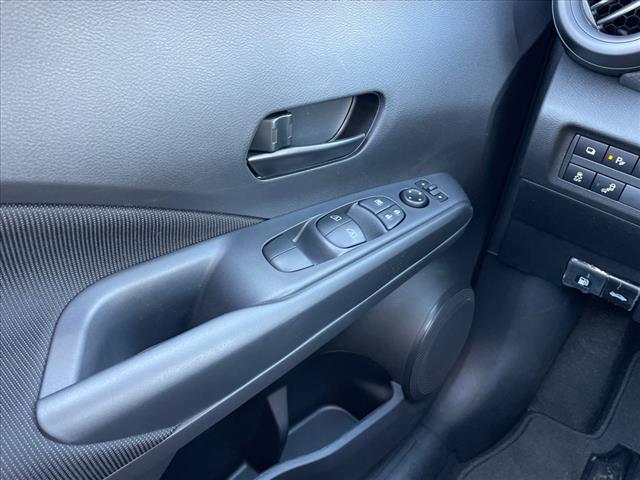 2025 Nissan Kicks Play CVT