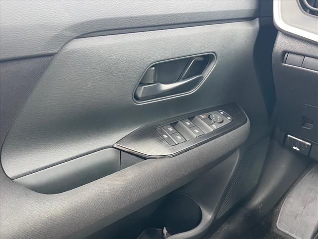 2025 Nissan Kicks CVT