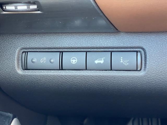 2025 Nissan Pathfinder AUTO