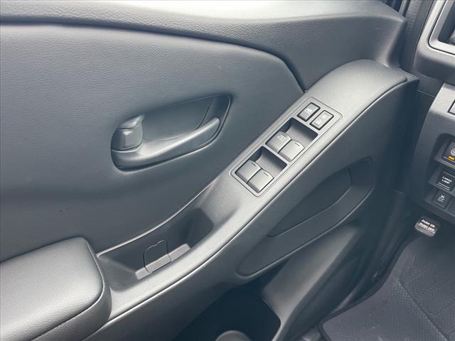 2025 Nissan Frontier AUTO