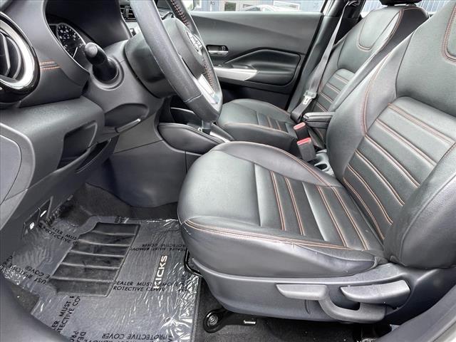 2020 Nissan Kicks SR