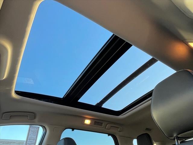 2025 Nissan Pathfinder AUTO