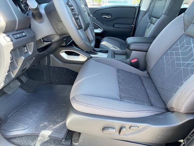 2025 Nissan Frontier AUTO