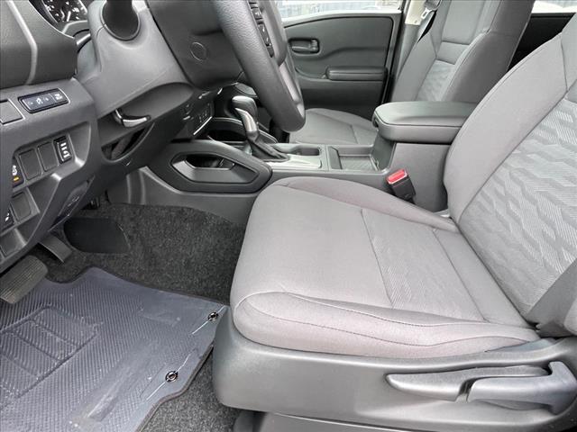 2025 Nissan Frontier AUTO
