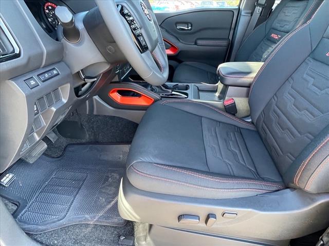 2025 Nissan Frontier AUTO