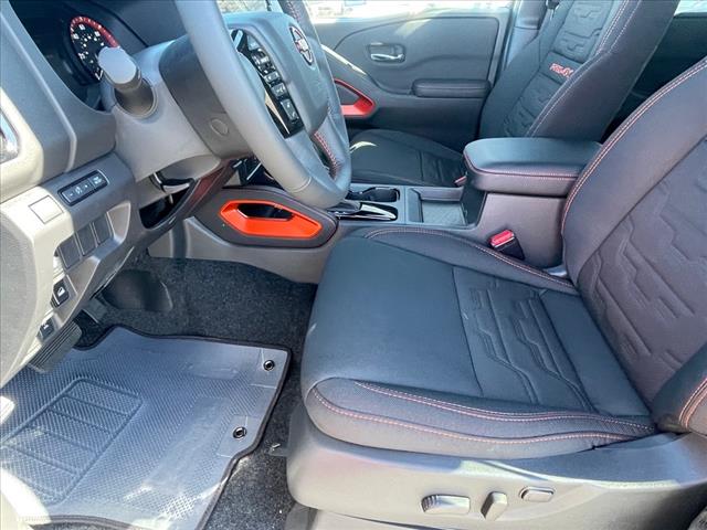 2025 Nissan Frontier AUTO