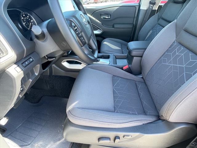 2025 Nissan Frontier AUTO