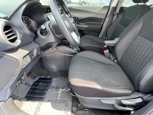 2022 Nissan Kicks S