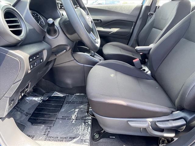 2023 Nissan Kicks S