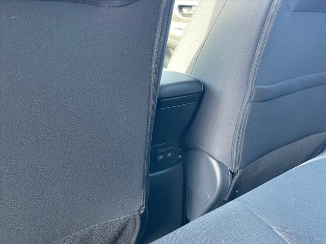 2025 Nissan Kicks Play CVT
