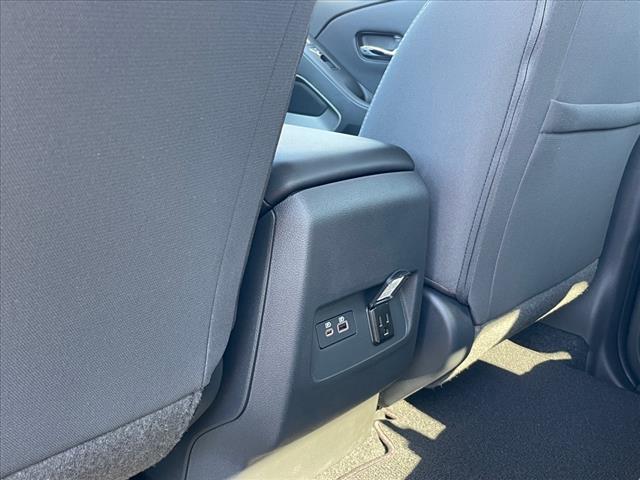 2025 Nissan Frontier AUTO