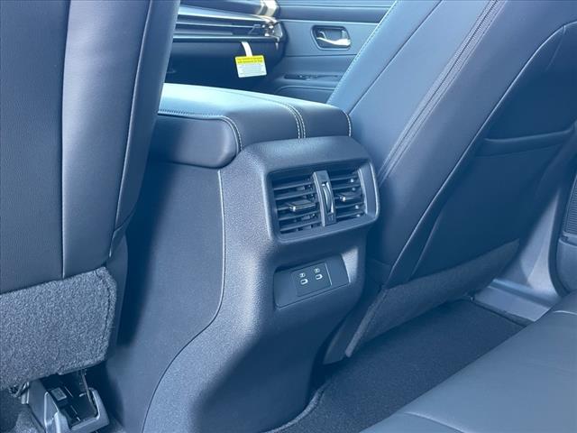 2025 Nissan Murano AUTO
