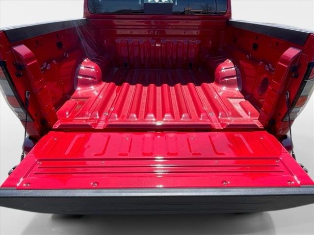 2025 Nissan Frontier AUTO