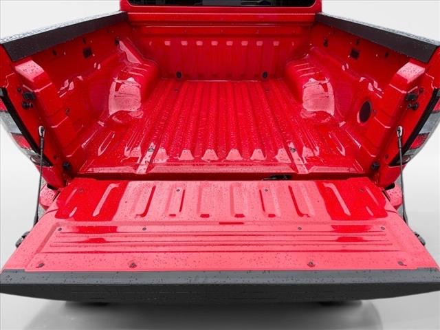 2025 Nissan Frontier AUTO