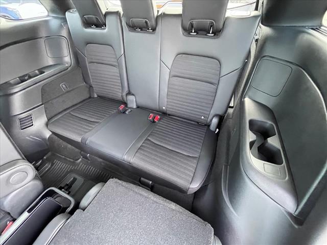 2025 Nissan Pathfinder AUTO