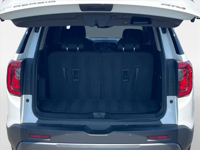2022 GMC Acadia AT4