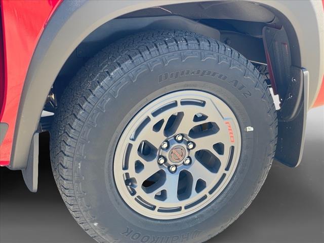 2025 Nissan Frontier AUTO