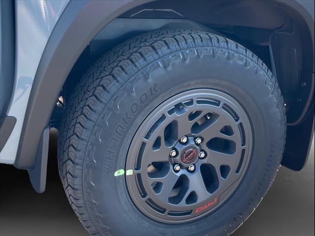 2025 Nissan Frontier AUTO