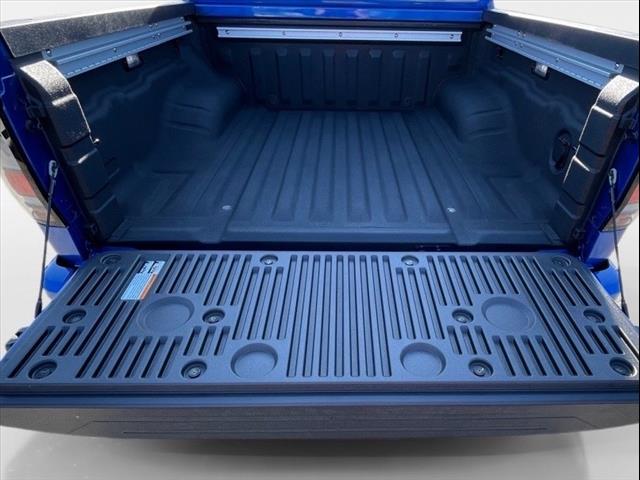 2025 Nissan Frontier AUTO