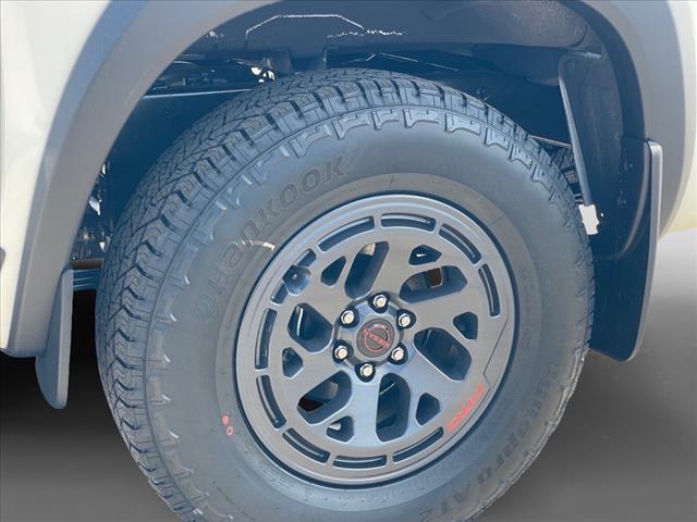 2025 Nissan Frontier AUTO