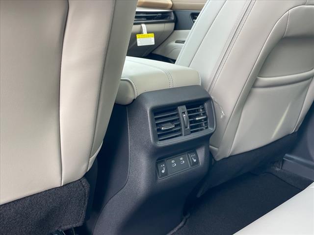 2025 Nissan Murano AUTO