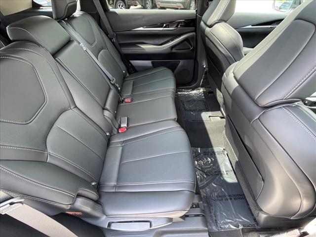 2025 INFINITI QX60 Pure